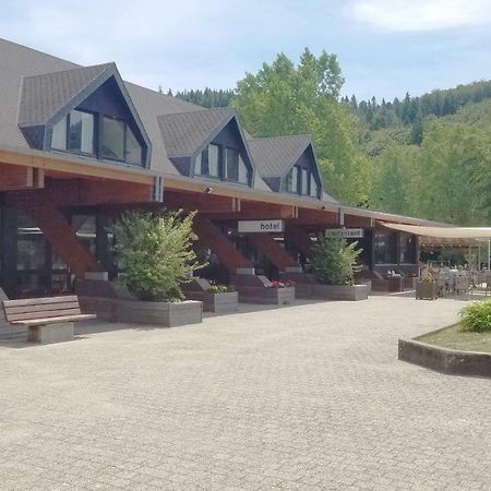 Hotel Domaine Du Lac Chambon Murol Zewnętrze zdjęcie