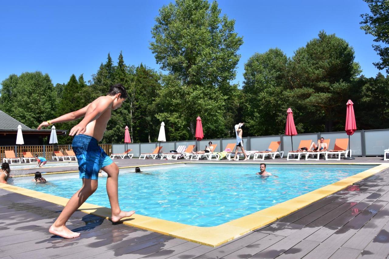 Hotel Domaine Du Lac Chambon Murol Zewnętrze zdjęcie